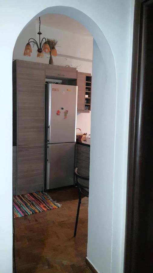 κεντρικό διαμερισμα άνετο κ ήσυχο Apartment Athen